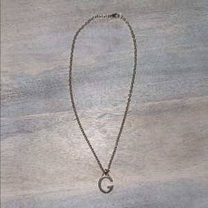Gucci Charlotte G sterling silver pendant necklace